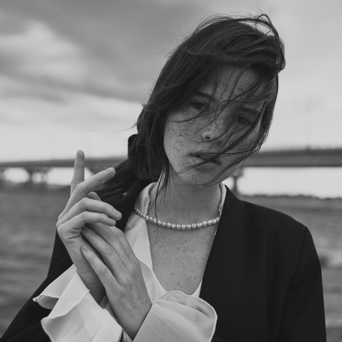 IS IT OK TO WEAR PEARL NECKLACE?