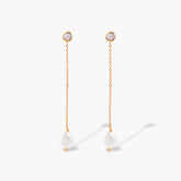 INFLUENCER DANGLE PEARL EARRINGS