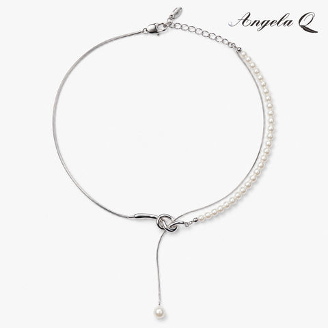 HALF MOON BAY - ASYMMETRIC PEARL DROP NECKLACE