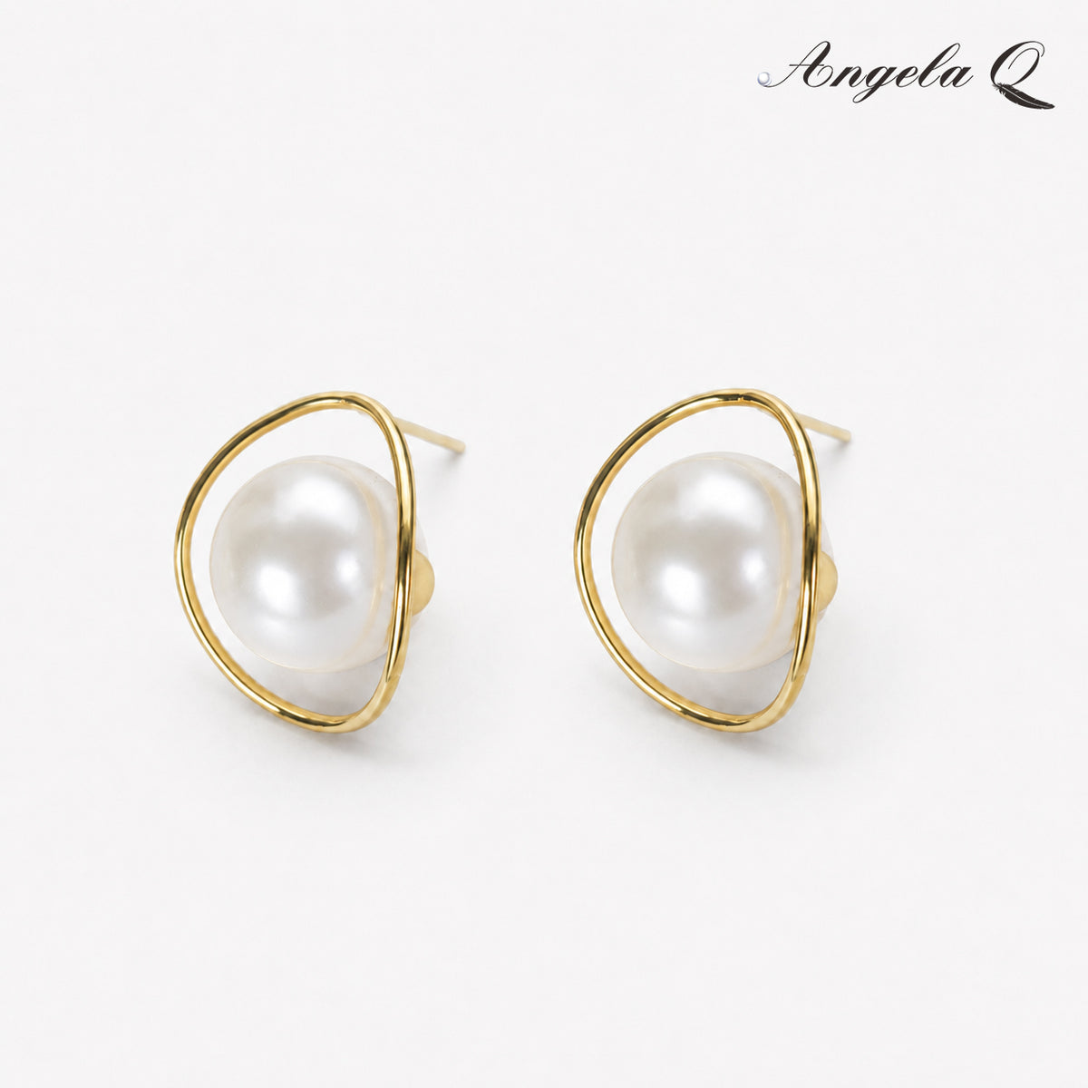 SOLANA ORBIT - PEARL STUD EARRINGS