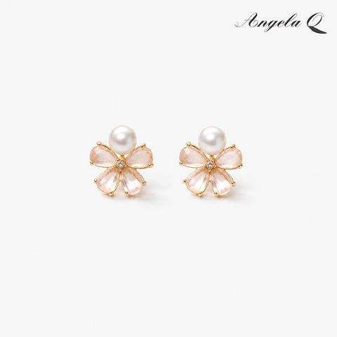 DAISY COVE - MINI PEARL FLOWER STUD EARRINGS