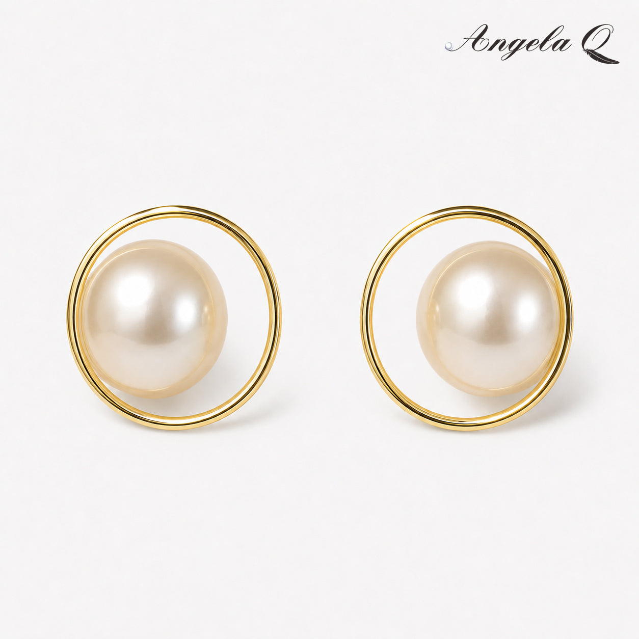 SOLANA ORBIT - PEARL STUD EARRINGS