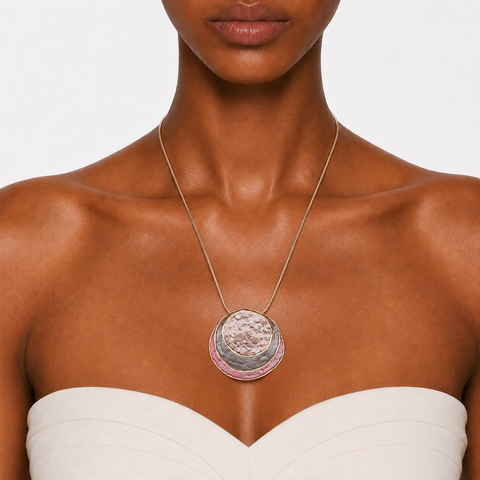 ROSE COVE BLUSH SHELL PENDANT NECKLACE-100043N