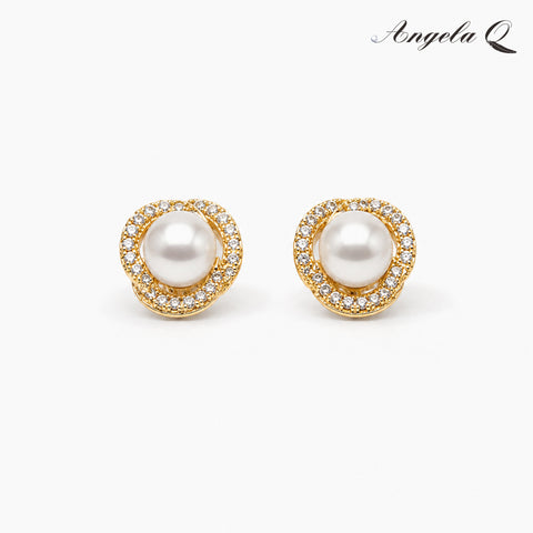 MIRAMAR - FRESHWATER PEARL HALO STUD EARRINGS