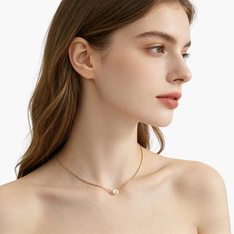 Women's Gold-Plated Box Chain Pearl Necklaces, Minimalist Jewelry with Natural Baroque Pearl Accent, Ideal for Layering, Everyday Wear
