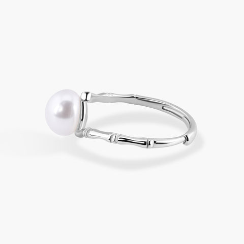 BAMBOO SCULPTURAL PEARL RING