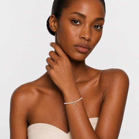 HONEY COVE - PEARL BEE CHARM BRACELET