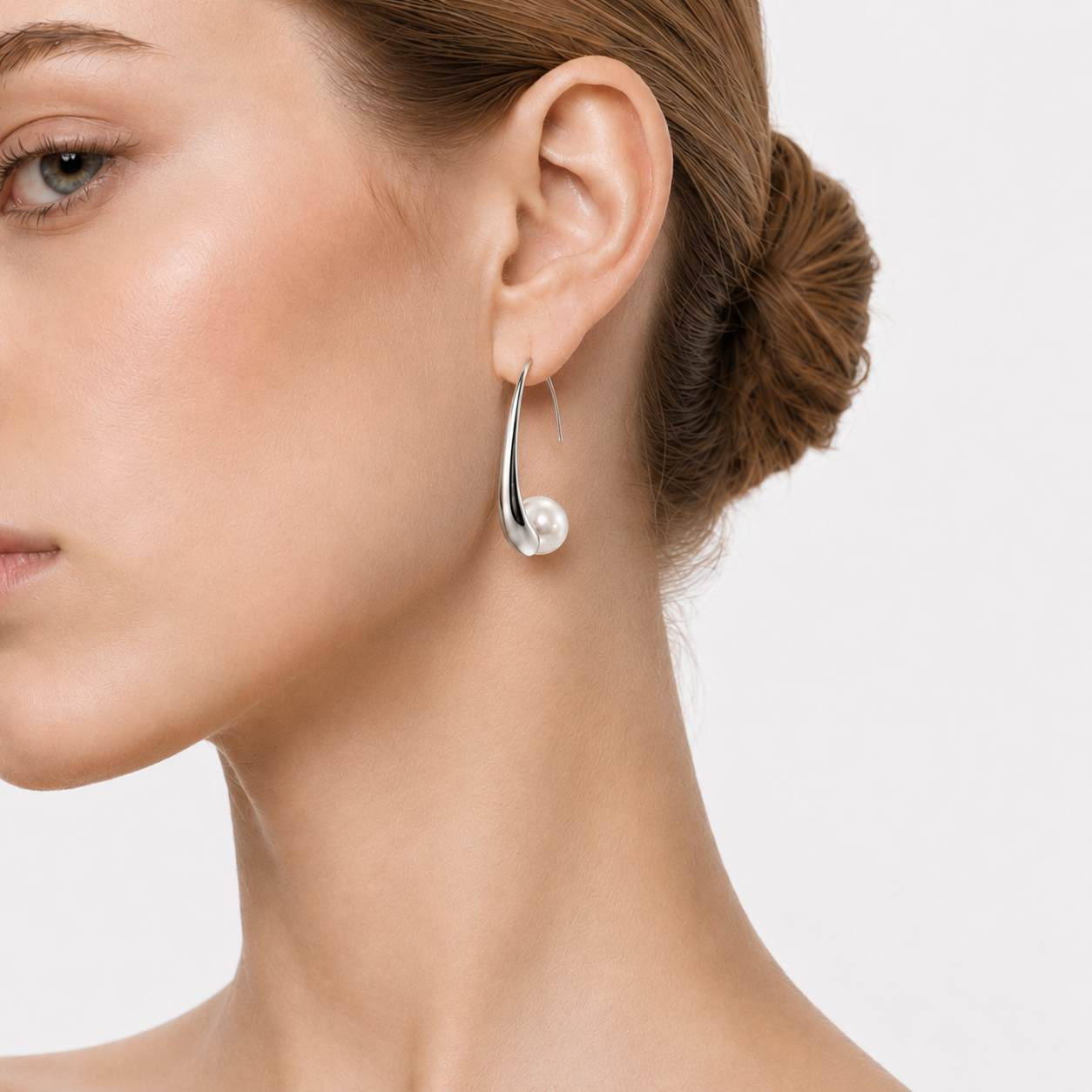 COVE ARC - PEARL HOOK EARRINGS