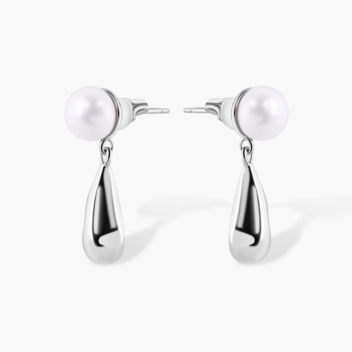 RAINDROP PEARL EARRINGS