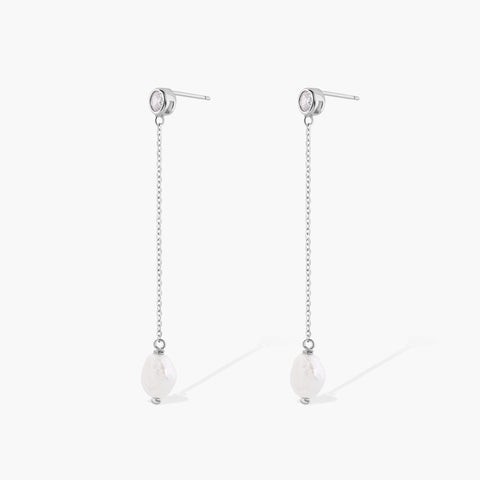 INFLUENCER DANGLE PEARL EARRINGS