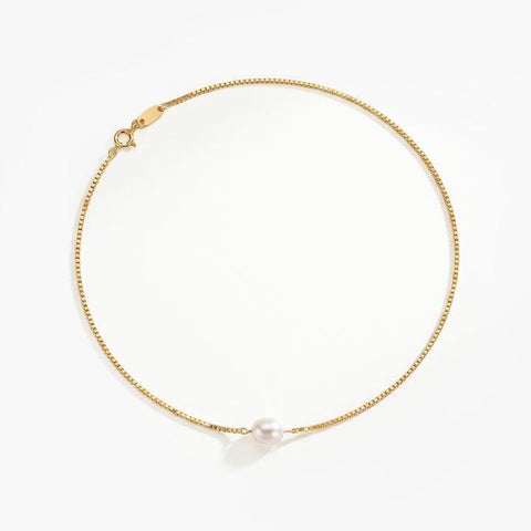 Women's Gold-Plated Box Chain Pearl Necklaces, Minimalist Jewelry with Natural Baroque Pearl Accent, Ideal for Layering, Everyday Wear