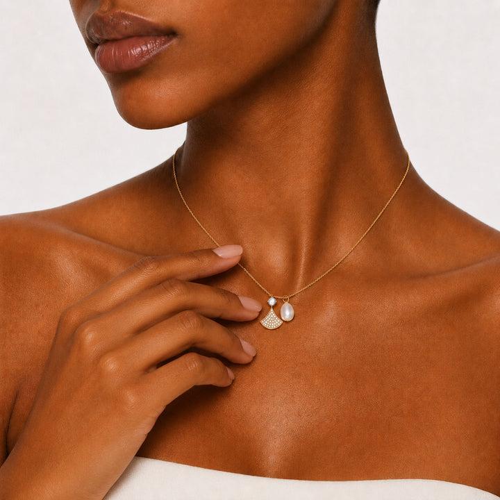 SEASIDE BLOOM Gold Round Pearl CZ Gemstone Charm Necklace - Elegant, Casual, Easy to Wear Female Adults' Daily Jewelry - XL-A-015, Metal Plated Gold