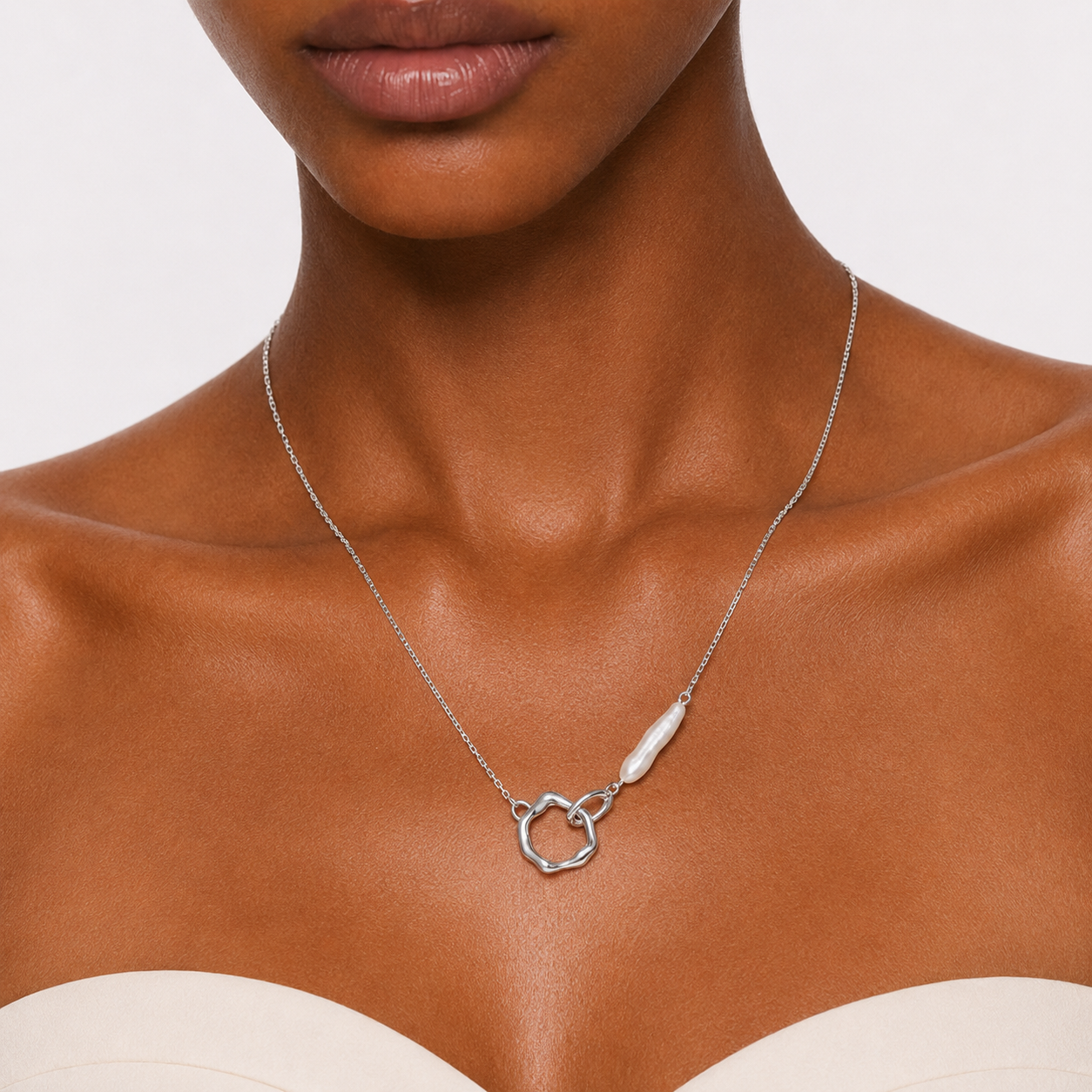 COVE CIRCLE - BAROQUE PEARL NECKLACE