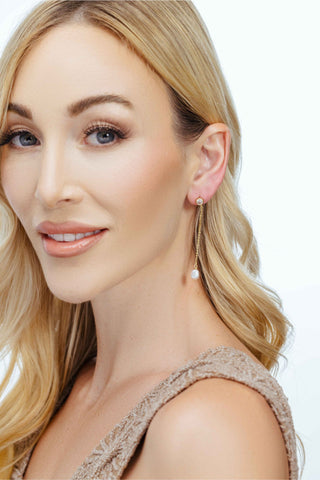 INFLUENCER DANGLE PEARL EARRINGS