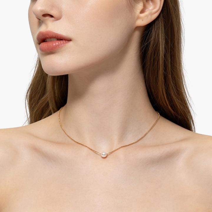 Women's Gold-Plated Box Chain Pearl Necklaces, Minimalist Jewelry with Natural Baroque Pearl Accent, Ideal for Layering, Everyday Wear